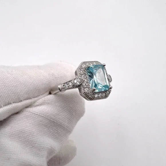 .925 Sterling Silver Aquamarine Cz Ring - Picture 3 of 16